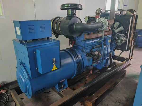 高埗镇100kW柴油发电机组使用多级机油有哪些优缺点？
